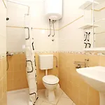 Limun Zarok 4* Baška