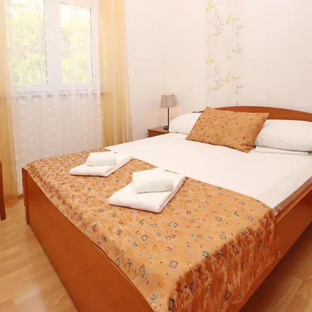 Gostinjska kuća Limun Zarok Baska (Krk)