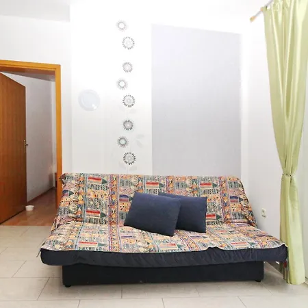 Gostinjska kuća Limun Zarok Baska (Krk)