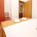 Limun Zarok 4* Baska (Krk)