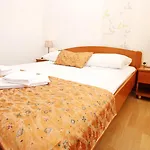 Limun Zarok Gostinjska kuća 4*